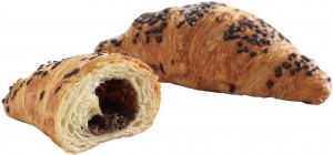 Butter Croissant mit Praliné-Füllung